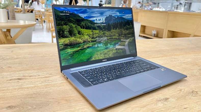 Ноутбук HONOR с 16-дюймовым экраном и Ryzen отдают по минимальной цене