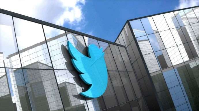 «Twitter скоро развалится». Соцсеть может не выдержать сумасбродного управления Илоном Маском