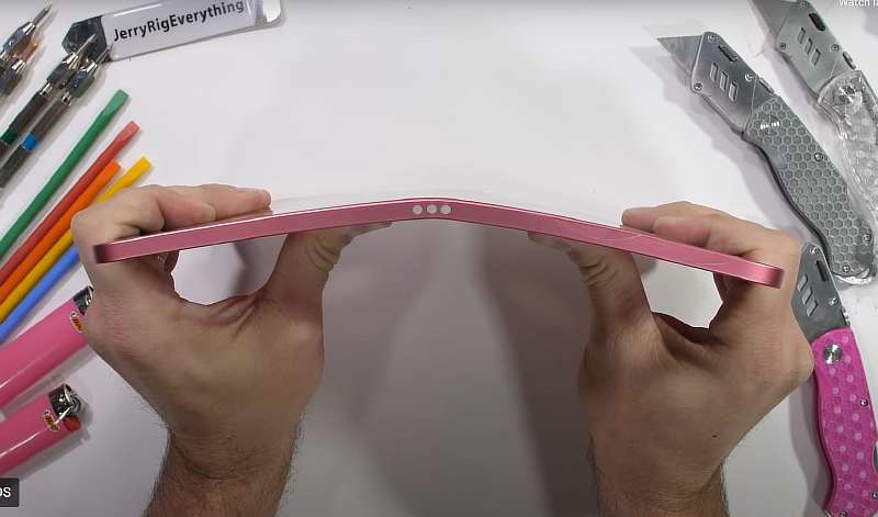 Это катастрофа – iPad 2022 ломается, словно спичка