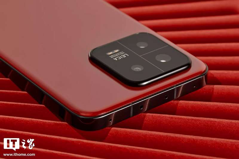 Xiaomi сделала свой Product RED. Зацените, как выглядит «огненно-красный» Xiaomi 13