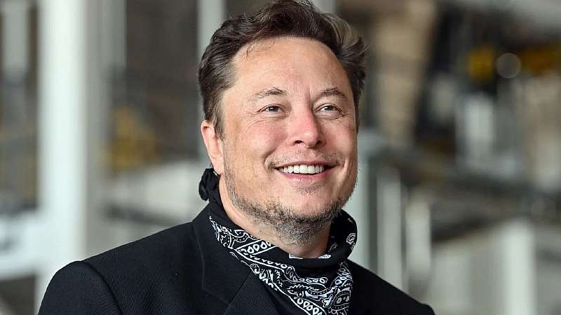 Акции Tesla продолжают рушиться. Состояние Илона Маска сократилось на $140 миллиардов