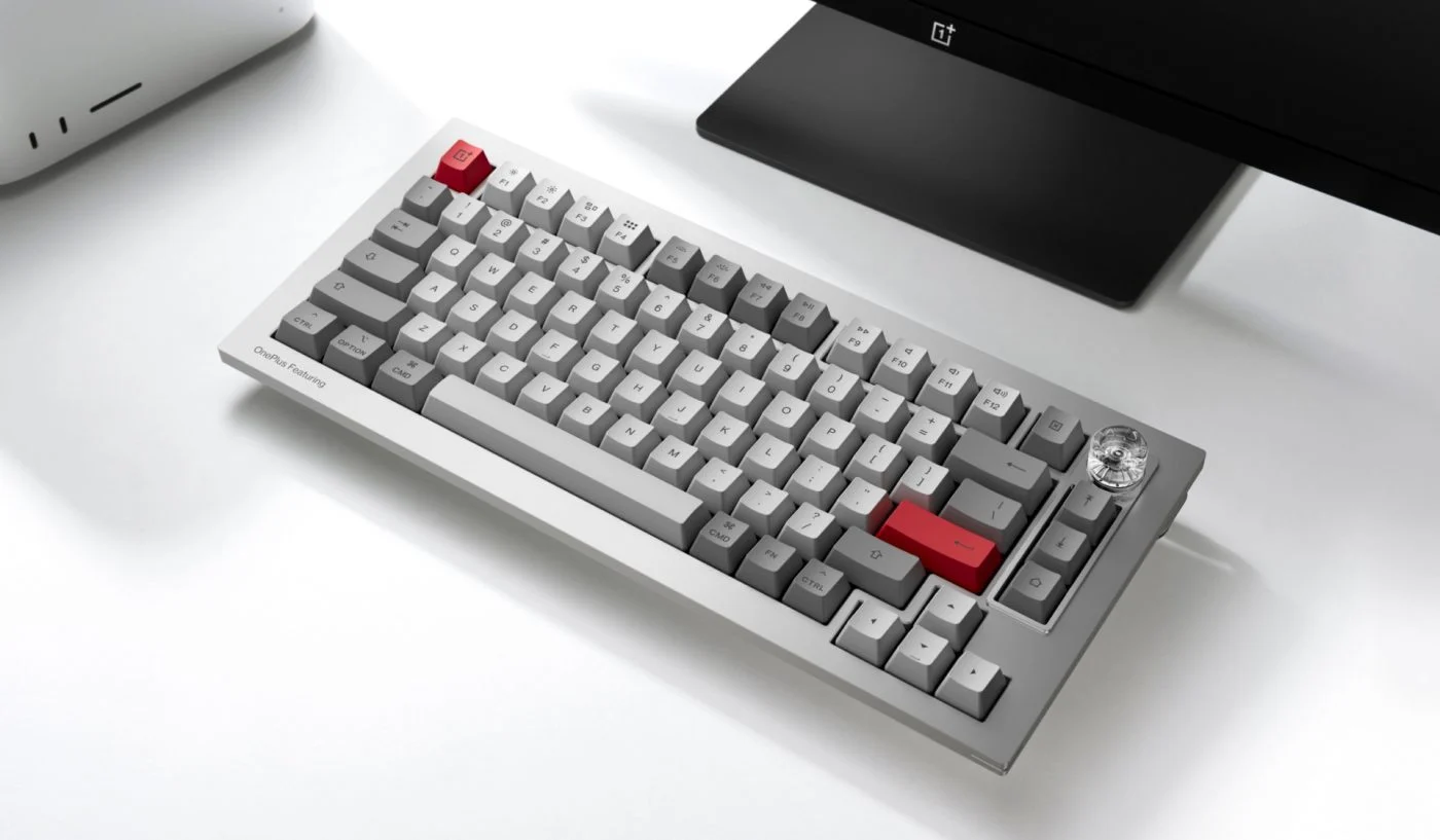 OnePlus представила свою первую механическую клавиатуру Keyboard 81 Pro