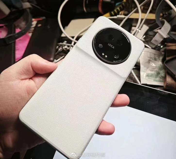 Каким будет Xiaomi 13 Ultra? Известны характеристики и цена топового камерофона