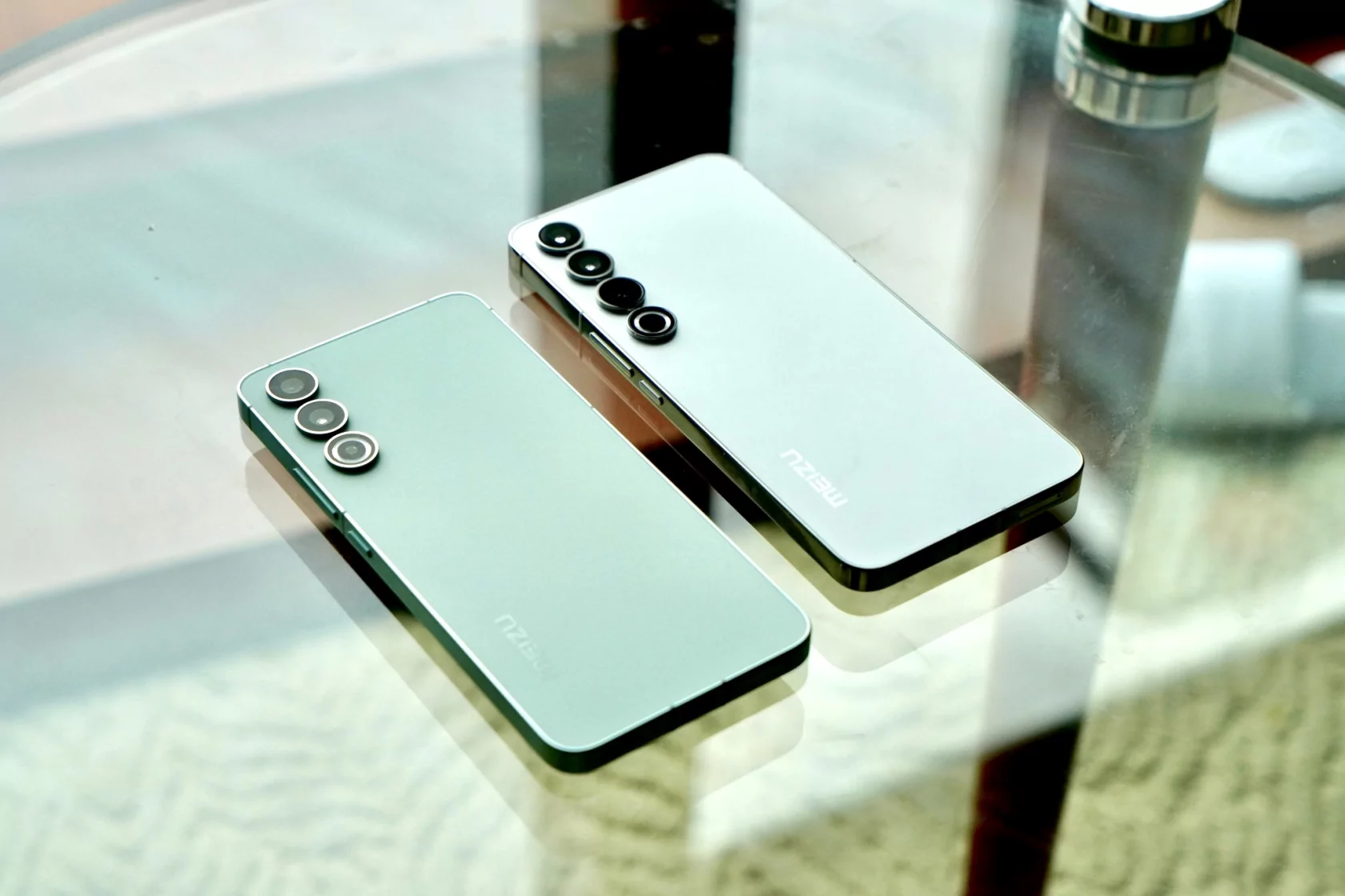 Meizu 20 официально представлен. Цена и характеристики интереснейшего Android флагмана