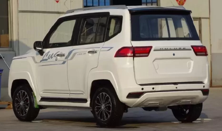 «Крузак»для бедных. Вы будете смеяться, увидев китайскую версию Toyota LC300