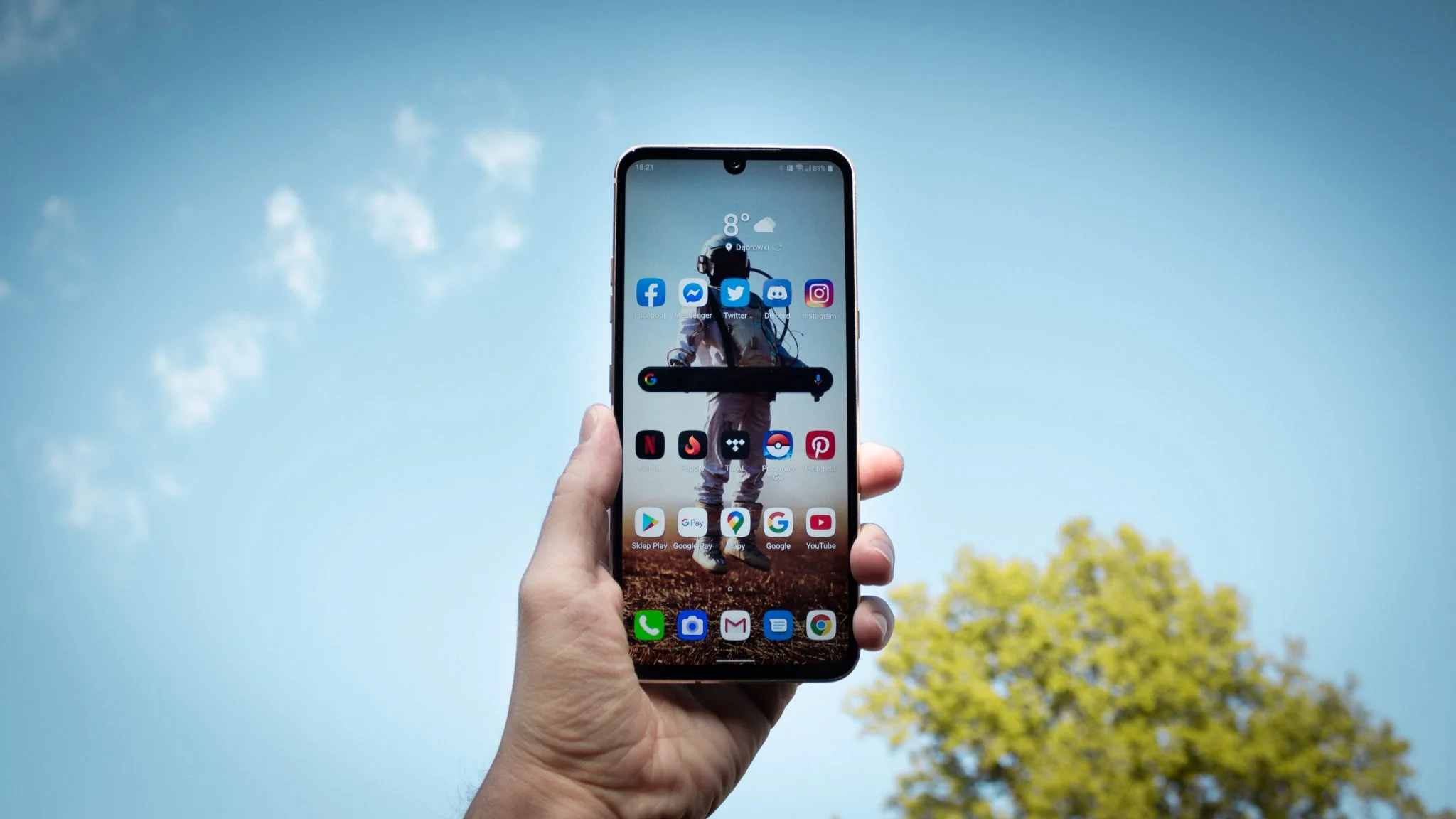 Прощальный подарок от LG. Старый флагман обновился до Android 13