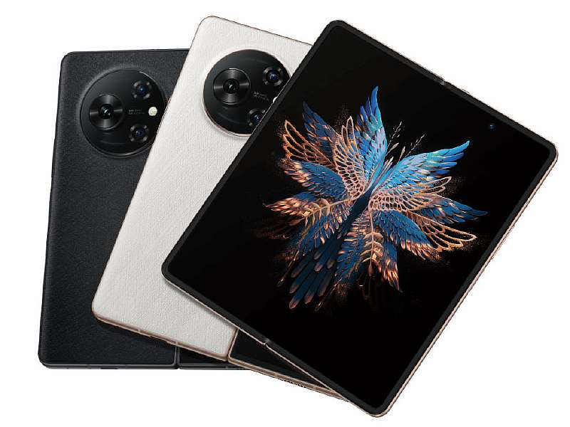Tecno представила складной Phantom – конкурент Galaxy Fold4, но вдвое дешевле