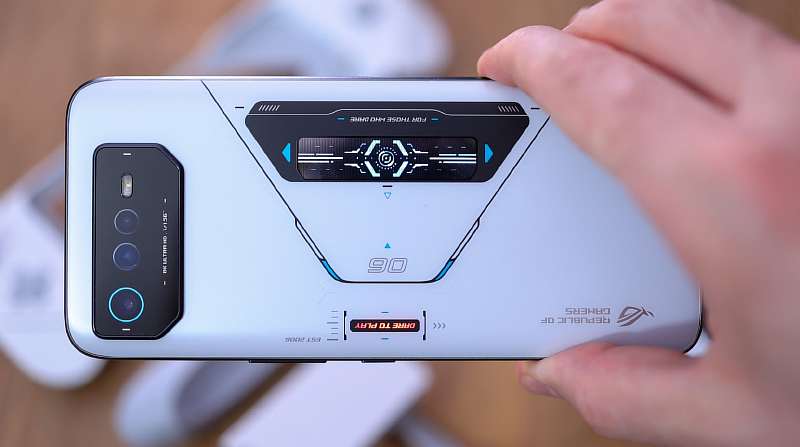 10 лучших смартфонов на процессоре Snapdragon 8+ Gen 1. Выгодные флагманы