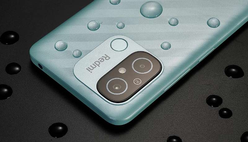 Xiaomi сливает хитовые смартфоны. 5 лучших скидок с большой распродажи AliExpress