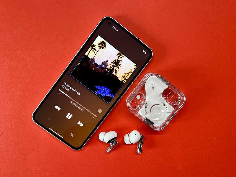 Обзор Nothing Ear (2) – лучшая альтернатива AirPods, которую можно найти