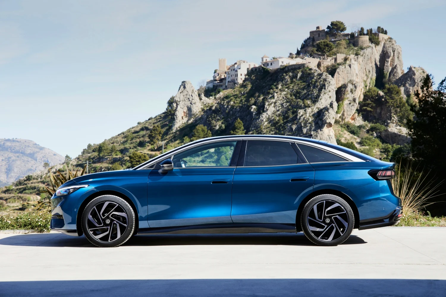 Представлен Volkswagen ID.7 – немецкий конкурент топовым электрокарам Tesla