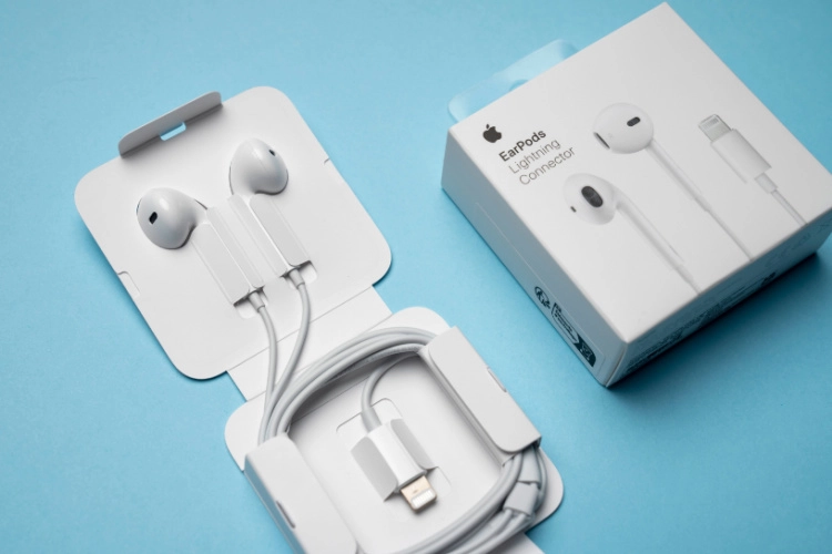Этого никто не ожидал. Apple готовит новое поколение проводных наушников EarPods