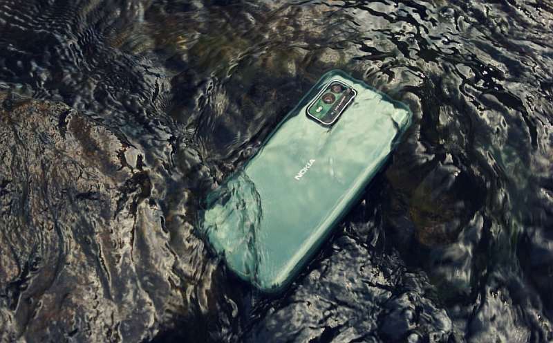 Nokia представила тонкий неубиваемый смартфон XR21 с водозащитой IP69K
