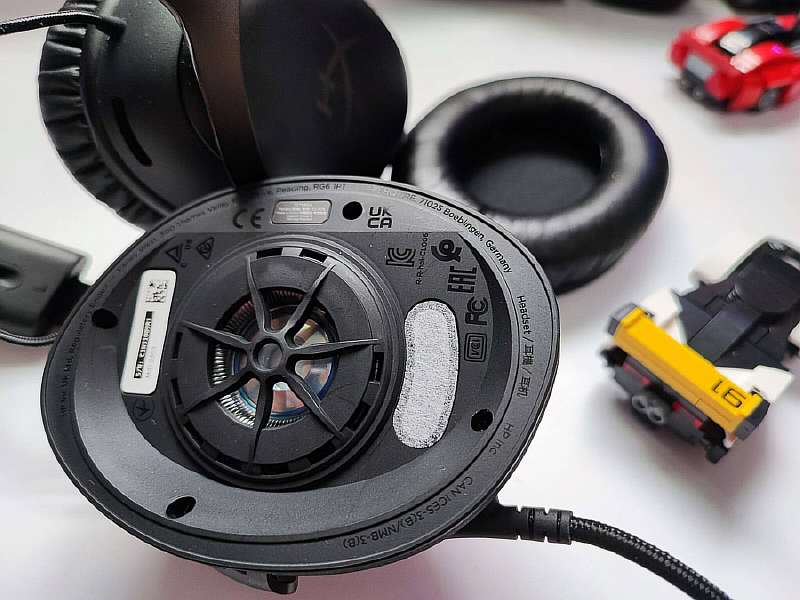 Обзор игровых наушников HyperX Cloud III. Возвращение легенды!