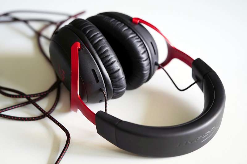 Обзор игровых наушников HyperX Cloud III. Возвращение легенды!