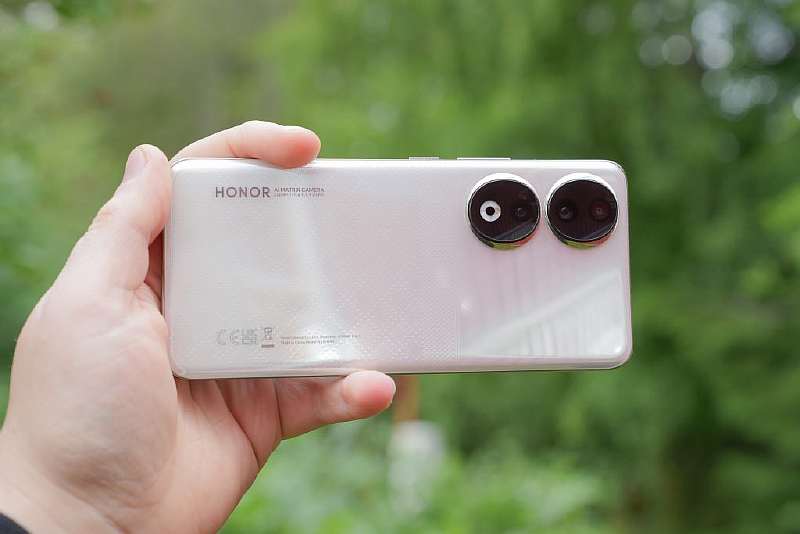 Обзор Honor 90: сюрприз года?