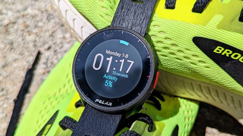 10 лучших смарт-часов для бега. Модели с GPS, пульсометром и музыкой