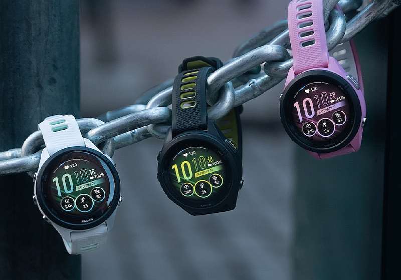 10 лучших смарт-часов для бега. Модели с GPS, пульсометром и музыкой