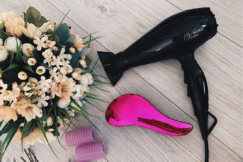 10 лучших фенов для волос. От недорогих моделей до премиального Dyson