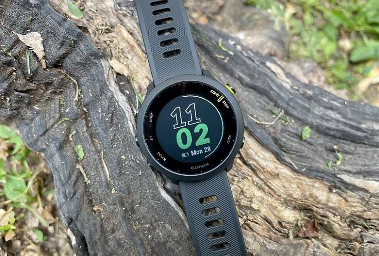 10 лучших смарт-часов для бега. Модели с GPS, пульсометром и музыкой