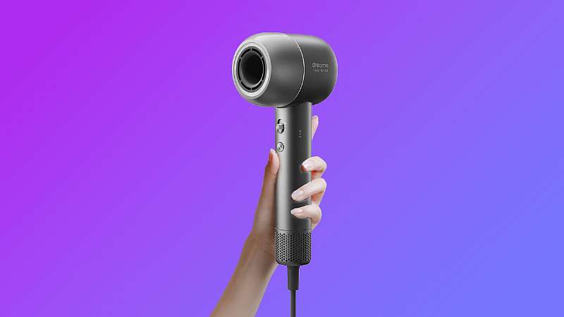 10 лучших фенов для волос. От недорогих моделей до премиального Dyson