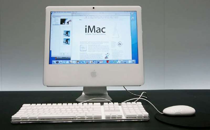 25 лет назад вышел первый iMac. Как менялся дизайн культового моноблока Apple (фото)