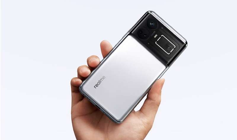 Realme GT5