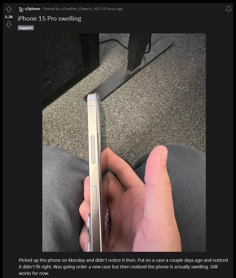 Еще одна проблема iPhone 15 Pro: на новом смартфоне уже вздулся аккумулятор
